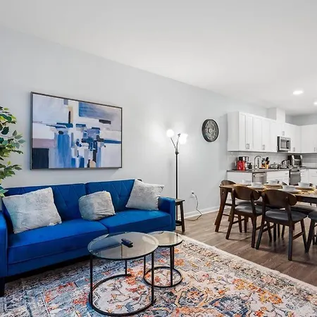 Urban Elegance: 20 Minutes To Nyc Appartement